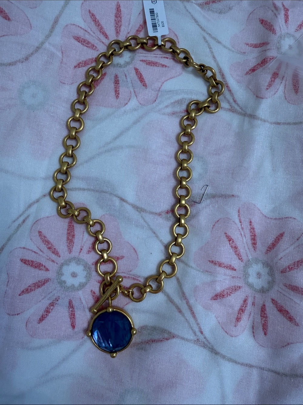 Gold Chain Necklace with Blue Faceted Pendant - Picture 3 of 3
